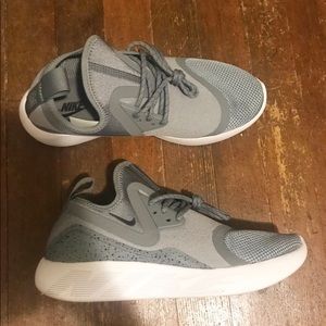 Women’s Nike Lunarc Size 8